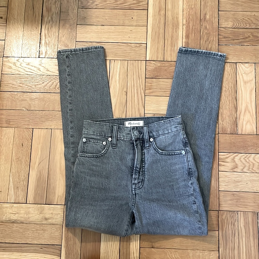 Madewell Perfect Vintage jean. Gray wash. Size 23. NWT.